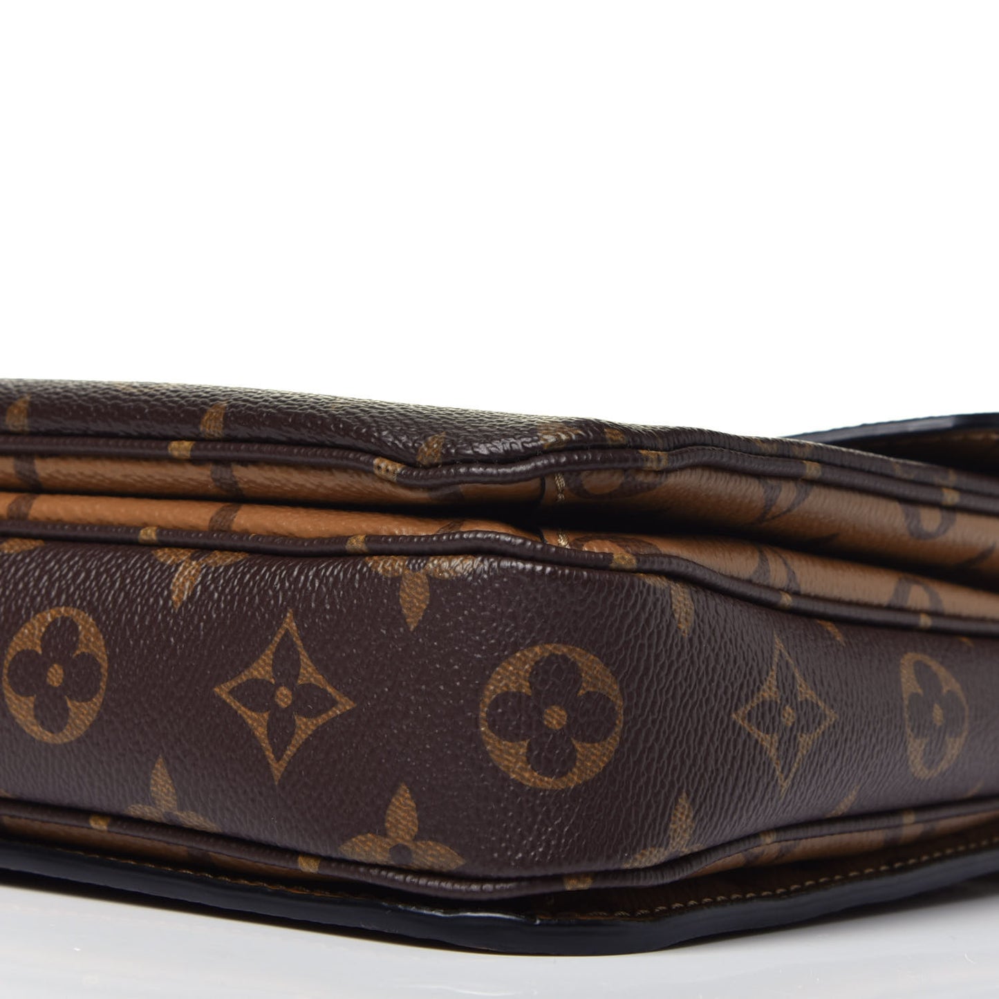 Reverse Monogram Pochette Metis