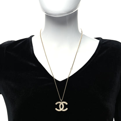 Chanel Pearl CC Pendant Necklace Light Gold 2 of 5