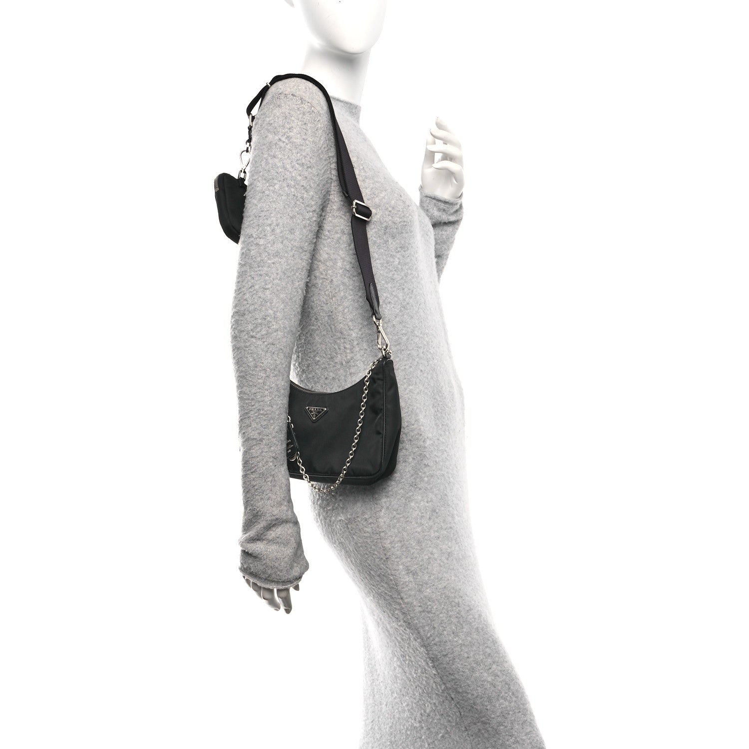 Prada Nylon Re-Edition 2005 Shoulder Bag Black 2 of 11
