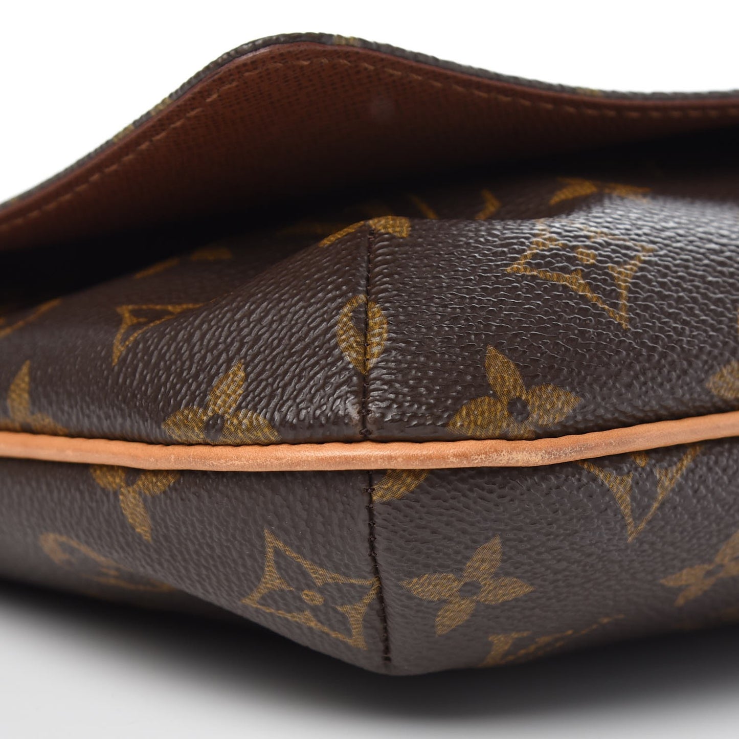Monogram Musette Tango
