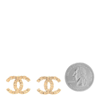 Chanel Metal Textured CC Earrings Gold 2 of 4