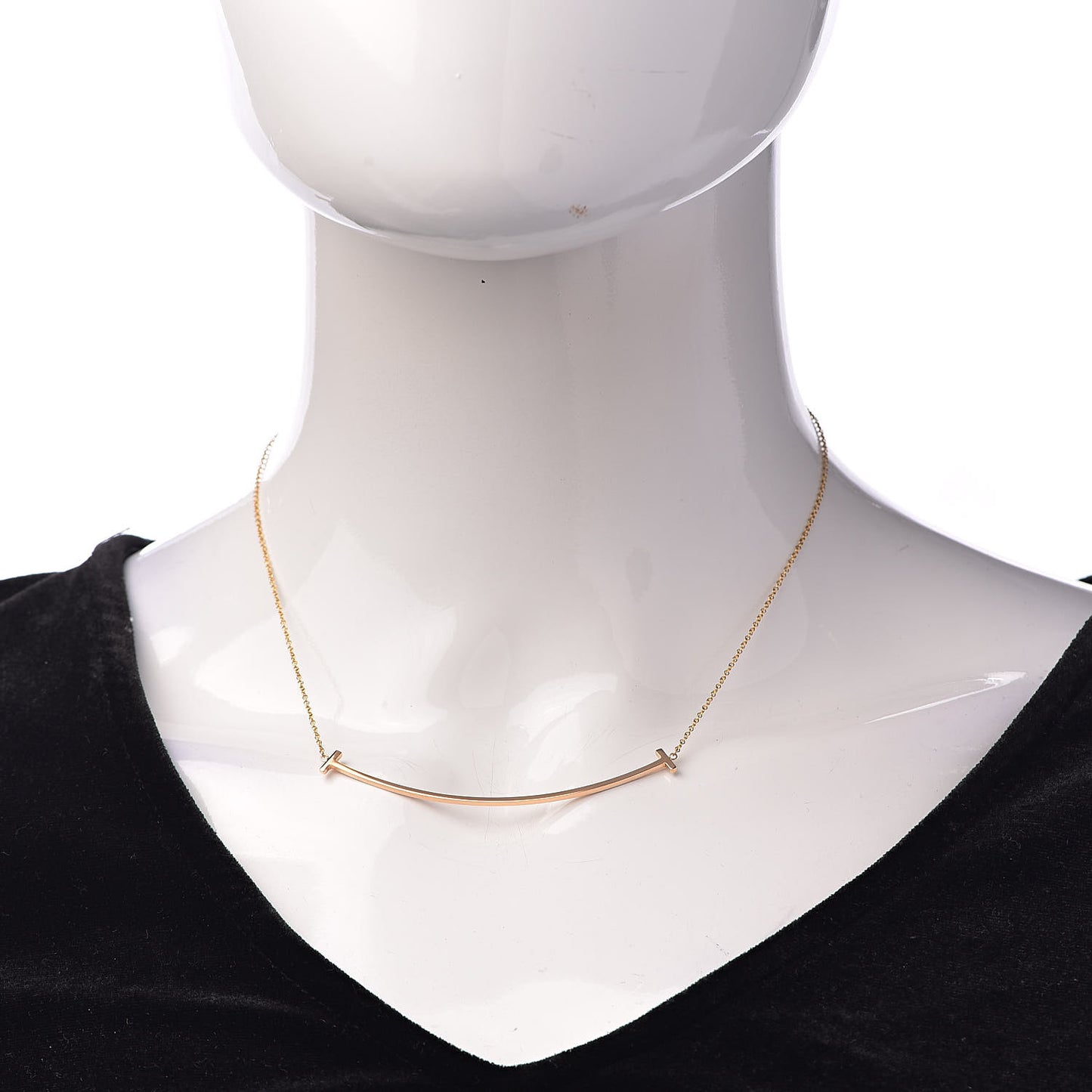 18K Rose Gold T Smile Pendant Necklace