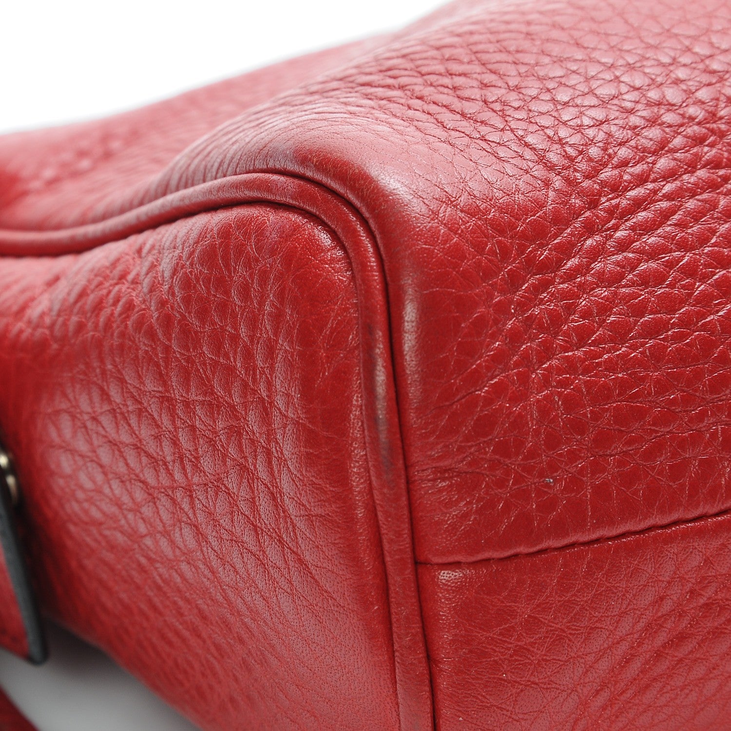 Gucci Pebbled Calfskin Soho Cosmetic Case Tabasco Red 6 of 8