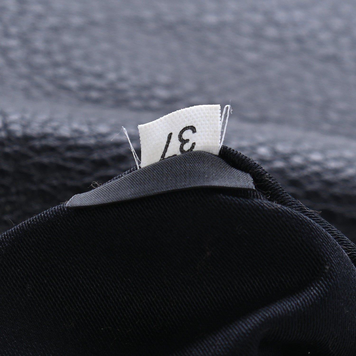 Miu Miu Vitello Daino Shoulder Bag Black 6 of 9