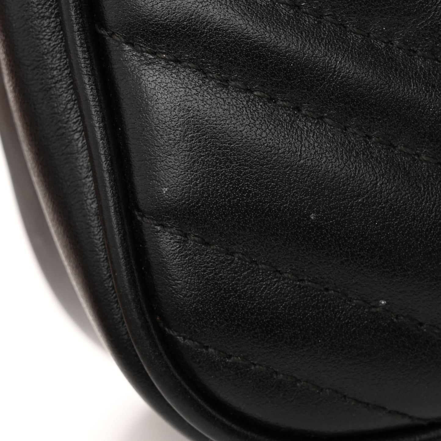 Calfskin Matelasse Small GG Marmont Chain Shoulder Bag Black