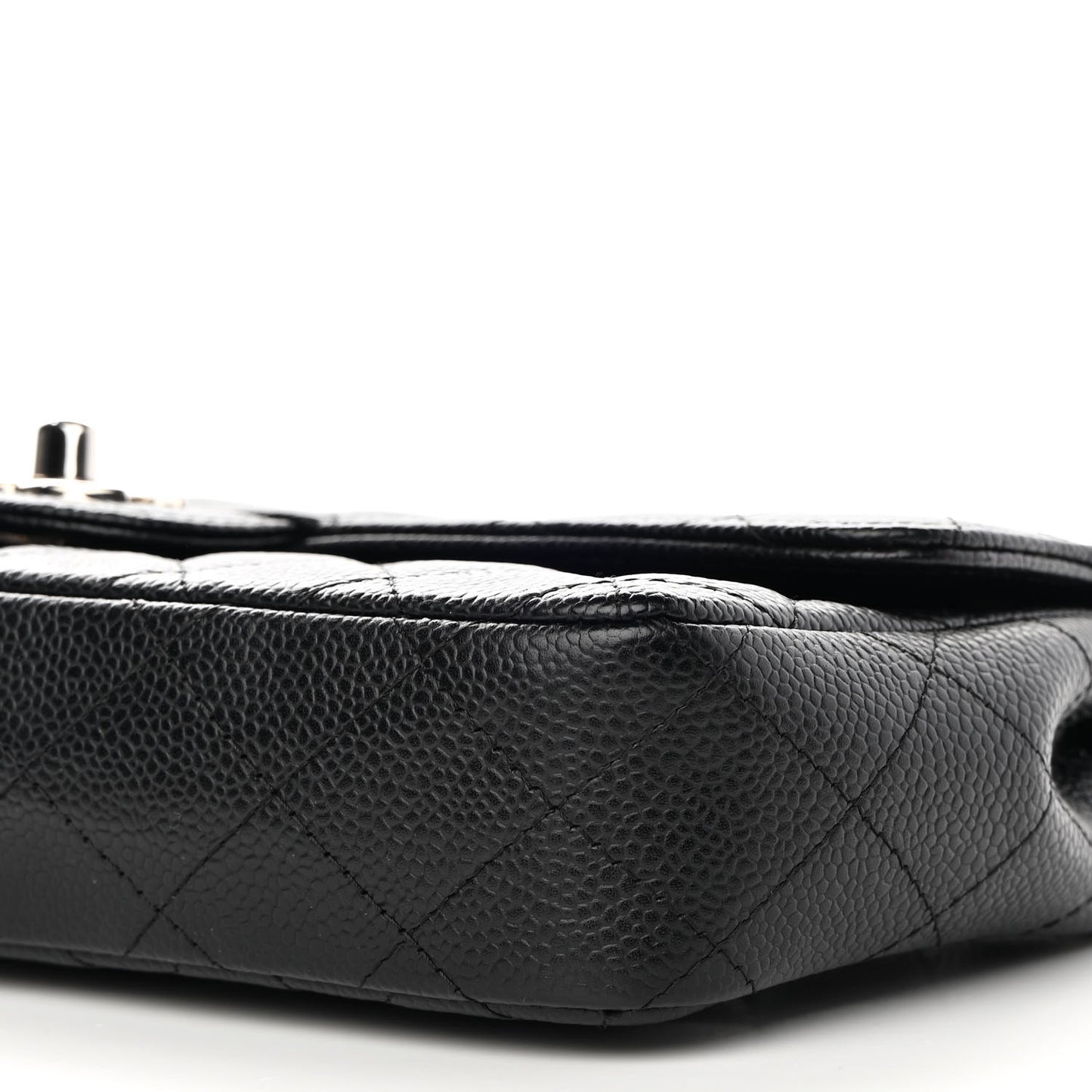 Caviar Quilted East West Flap Black
