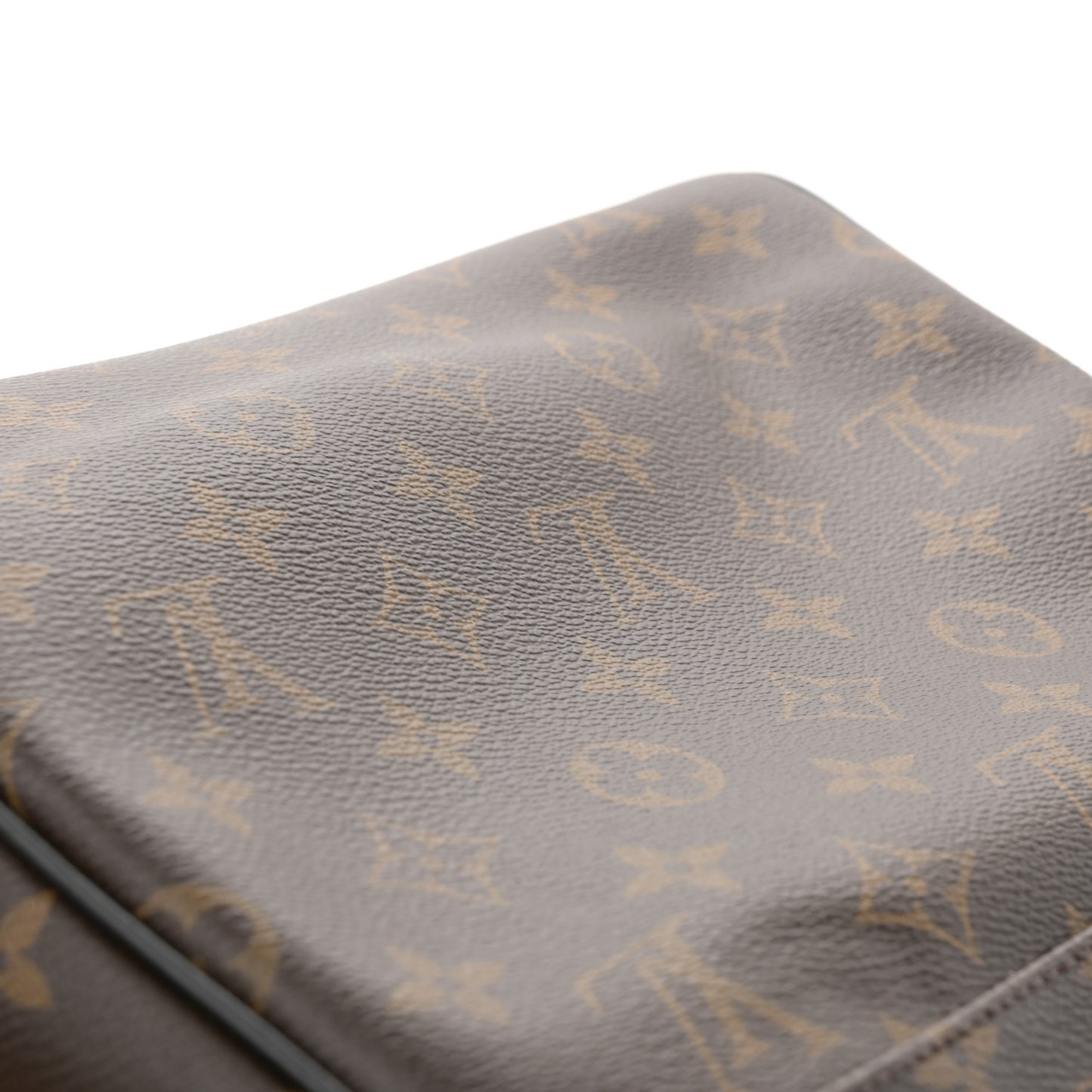 Monogram Macassar District PM