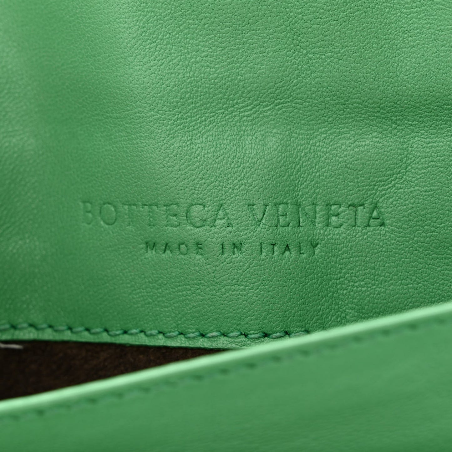 Nappa Intrecciato Mini Chain Messenger Green