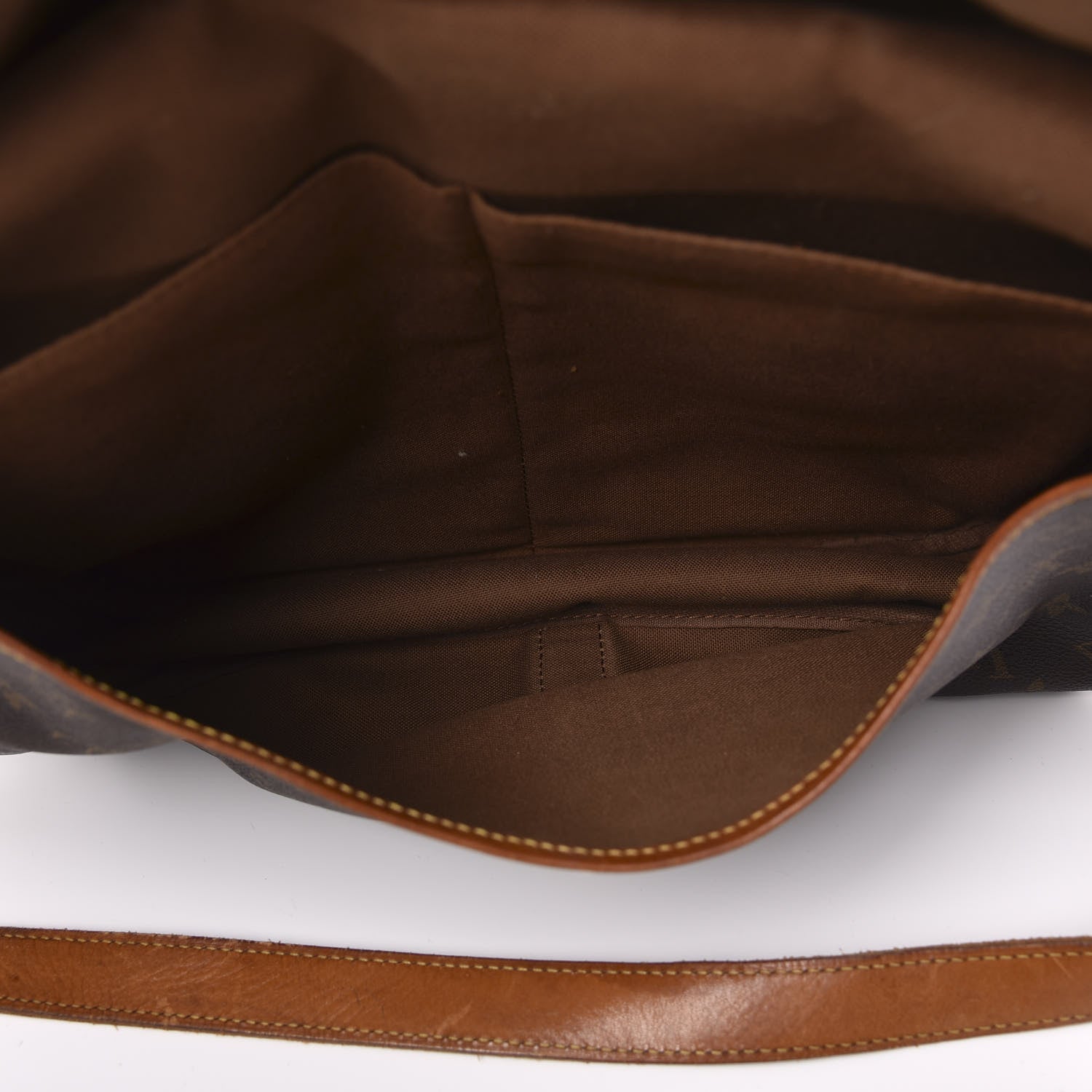 Louis Vuitton Monogram Saumur 35 6 of 15