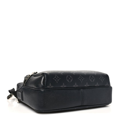 Louis Vuitton Taiga Monogram Eclipse Outdoor Messenger Black 4 of 11