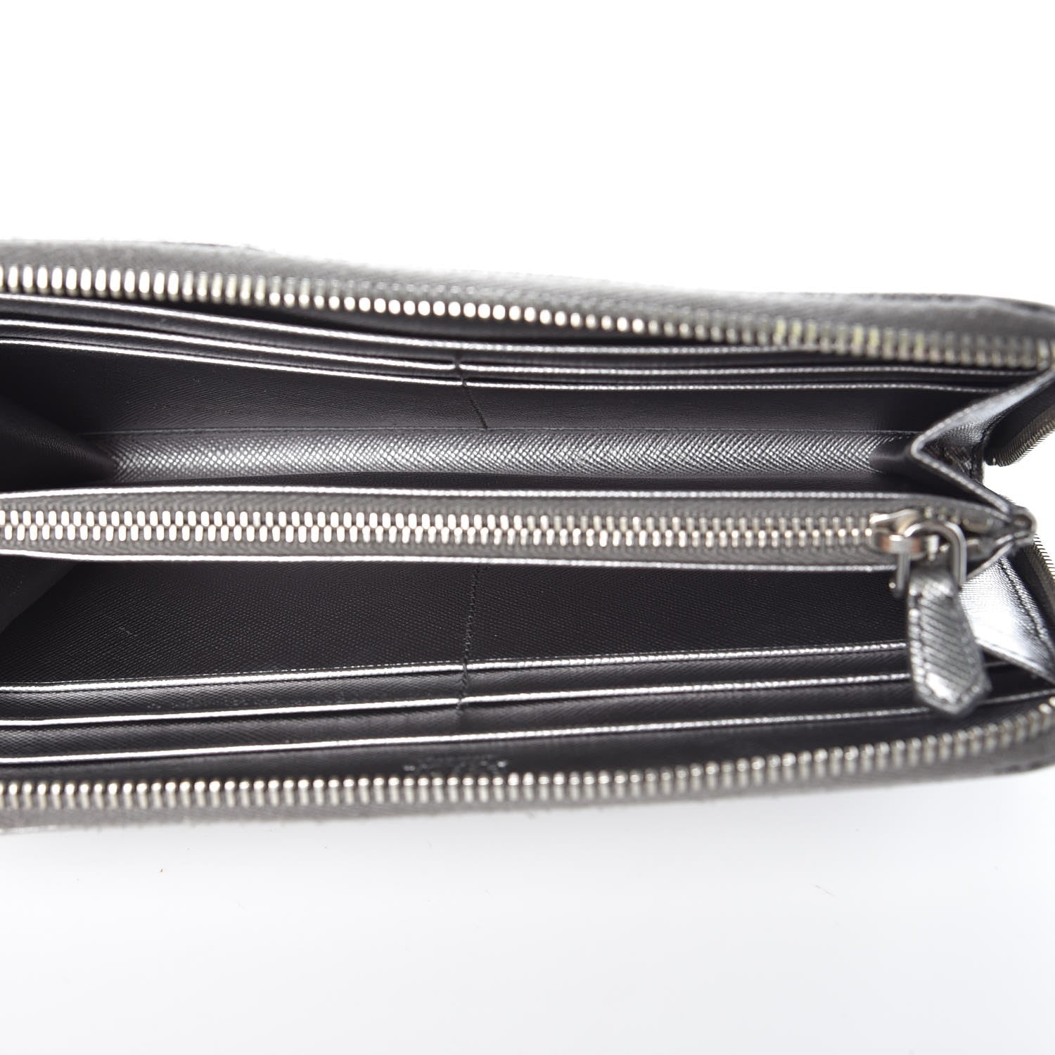 Prada Saffiano Metal Zip Around Wallet Argento 5 of 7