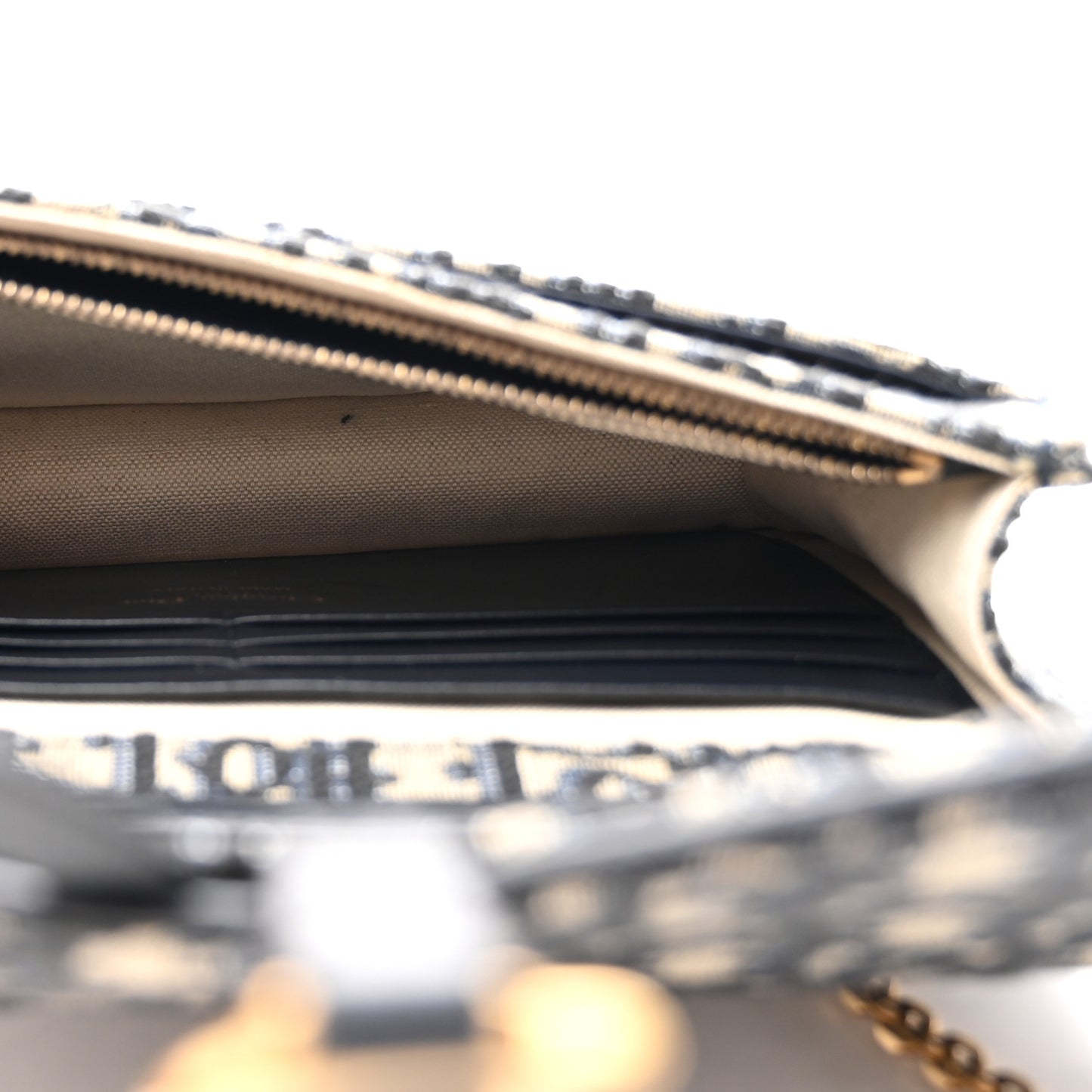 Oblique Saddle Chain Pouch Blue