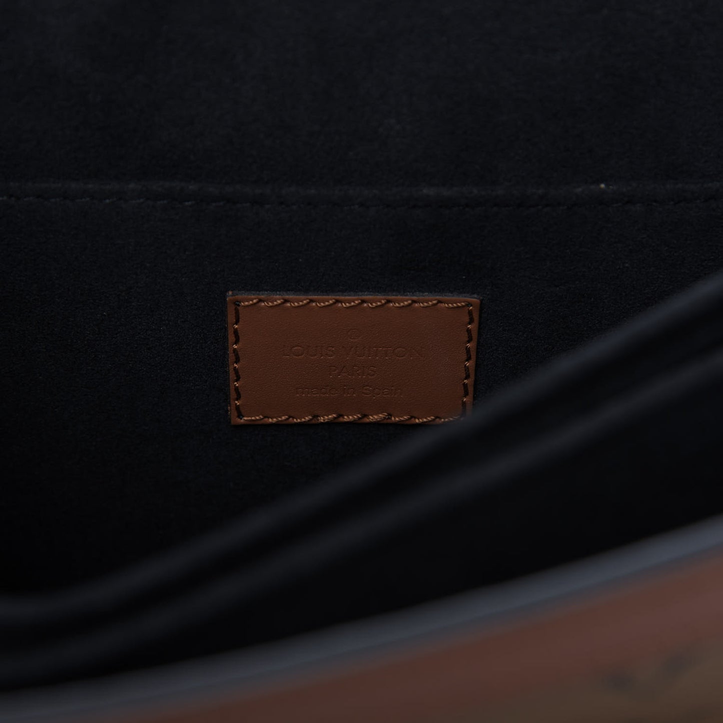 Reverse Monogram Dauphine MM