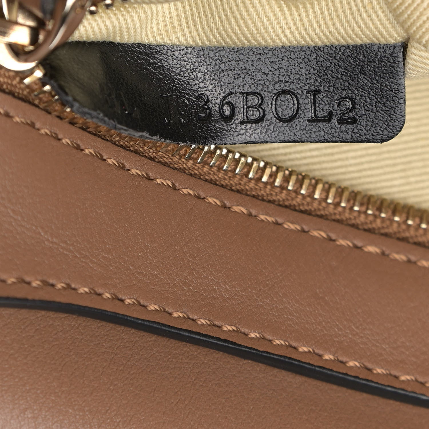 Valentino Garavani Vitello Medium Rockstud Flap Saddle Bag Nocciola 7 of 11