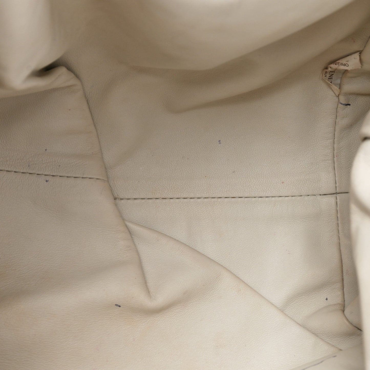 Nappa Maxi Intrecciato The Pouch Oversized Clutch Plaster