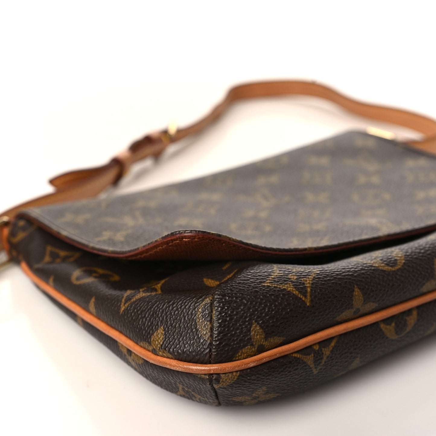 Monogram Musette Tango
