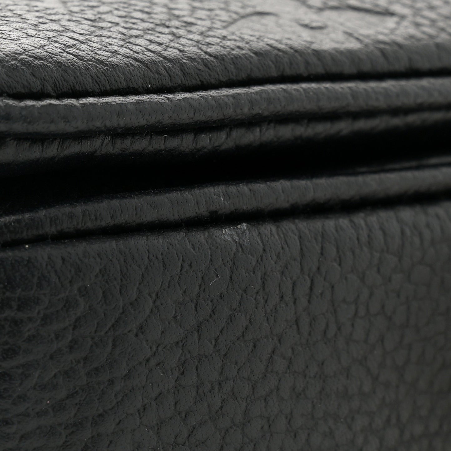 Empreinte Pochette Metis East West Black
