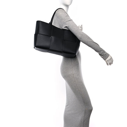 Bottega Veneta Grained Calfskin Intrecciato Small Arco Tote Black 2 of 9