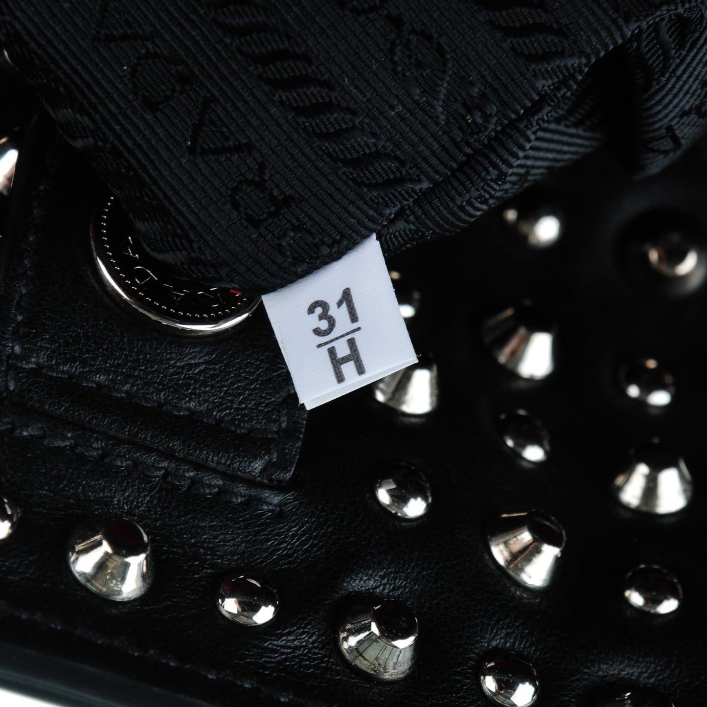 Soft Calfskin Large Studded East West Tote Nero Black
