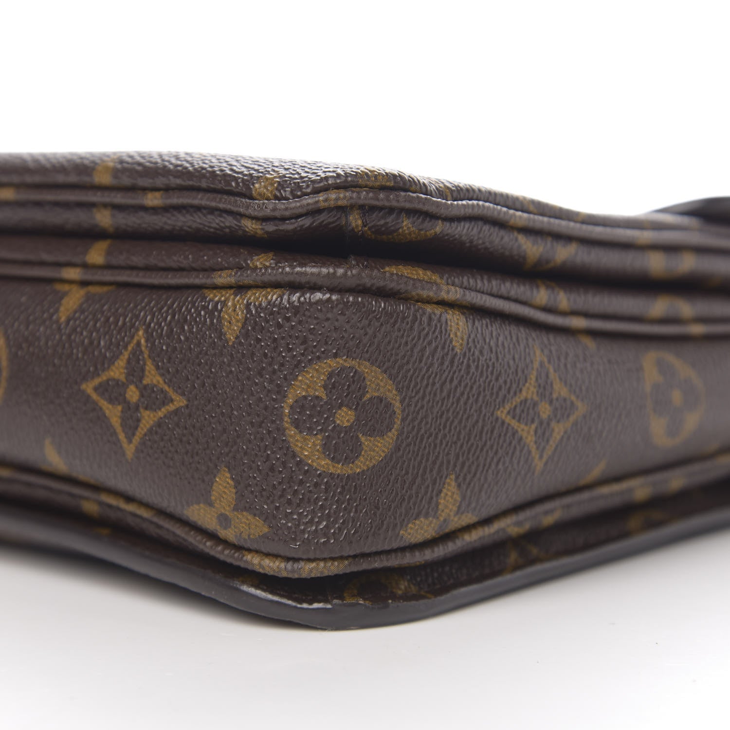 Louis Vuitton Monogram Pochette Metis 8 of 9