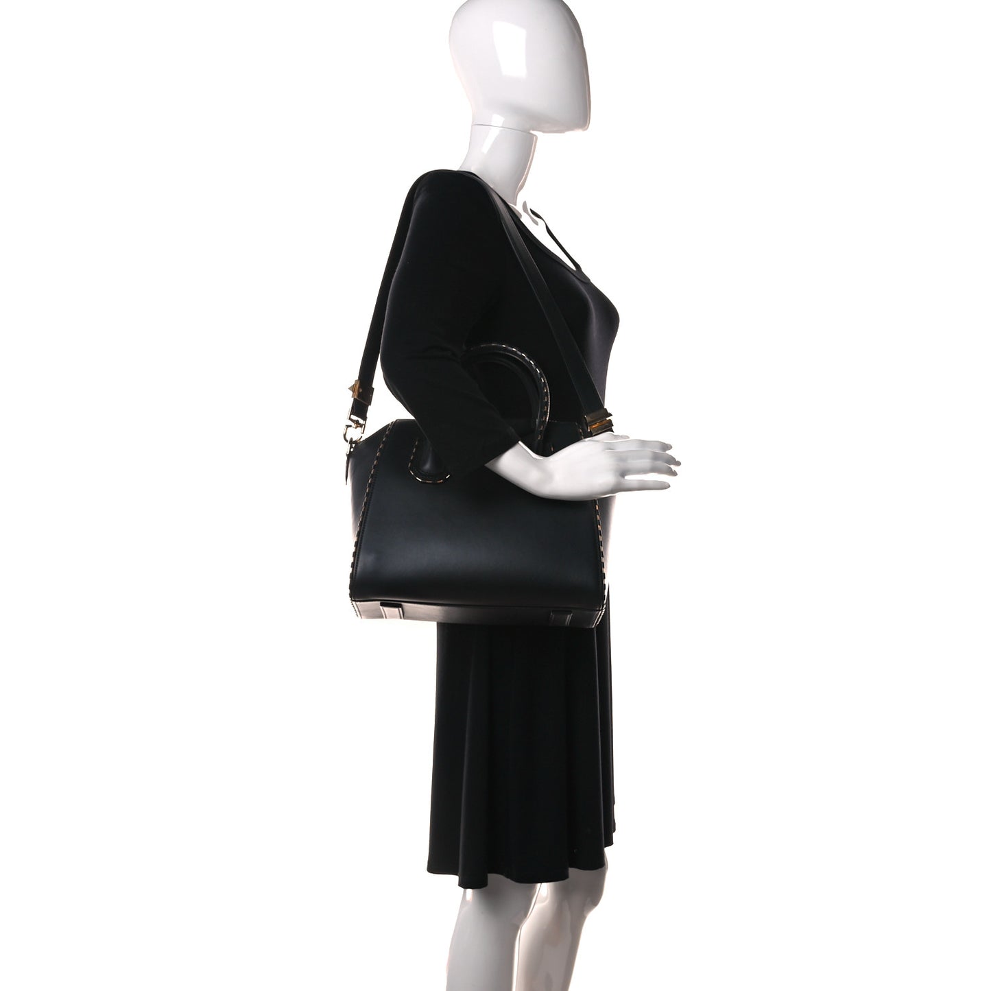 Sugar Goatskin Small Chain Piping Antigona Black
