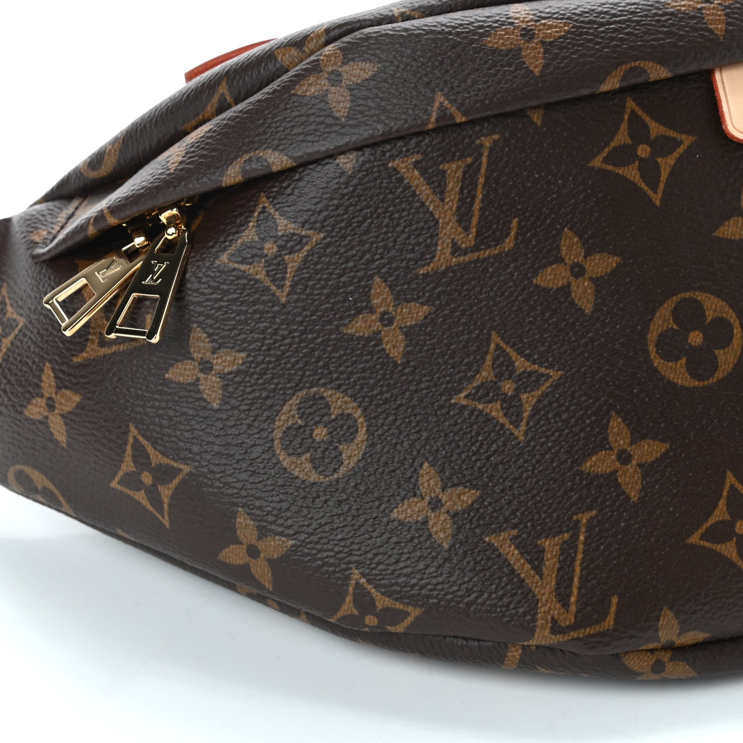 Louis Vuitton Monogram Bumbag 8 of 9