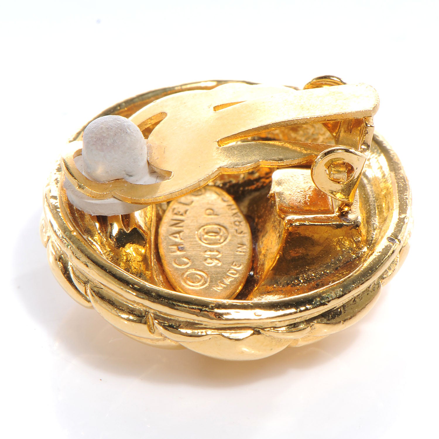 Chanel Metal Quilted CC Round Clip On Earrings Gold 3 of 4