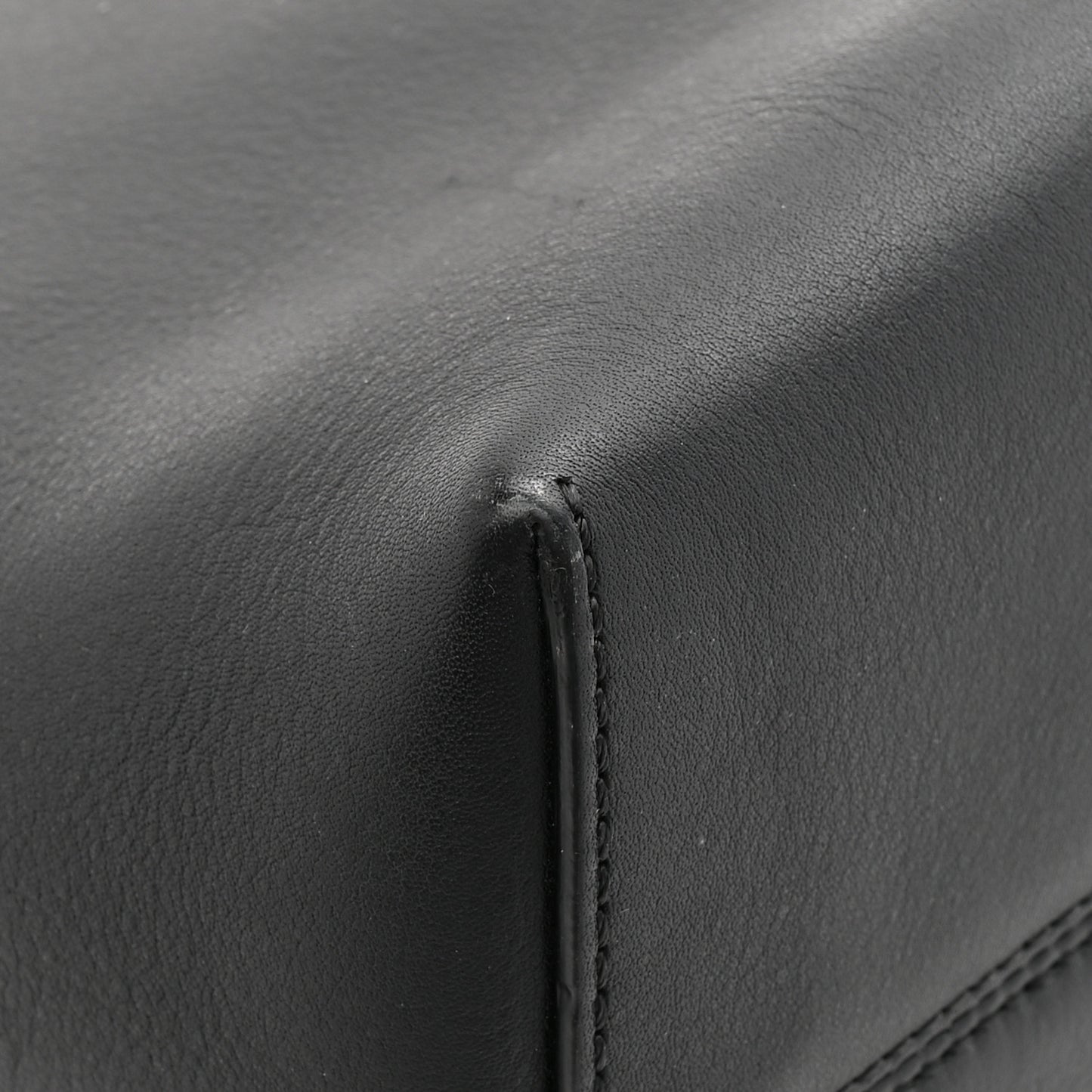 Vitello Dolce Medium By The Way Boston Bag Black