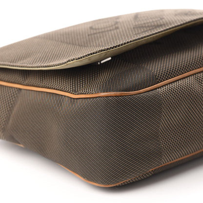 Louis Vuitton Damier Geant Messenger Bag Terre 6 of 11
