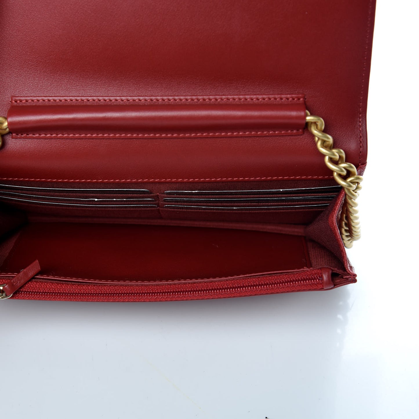Caviar Quilted Boy Wallet On Chain WOC Red