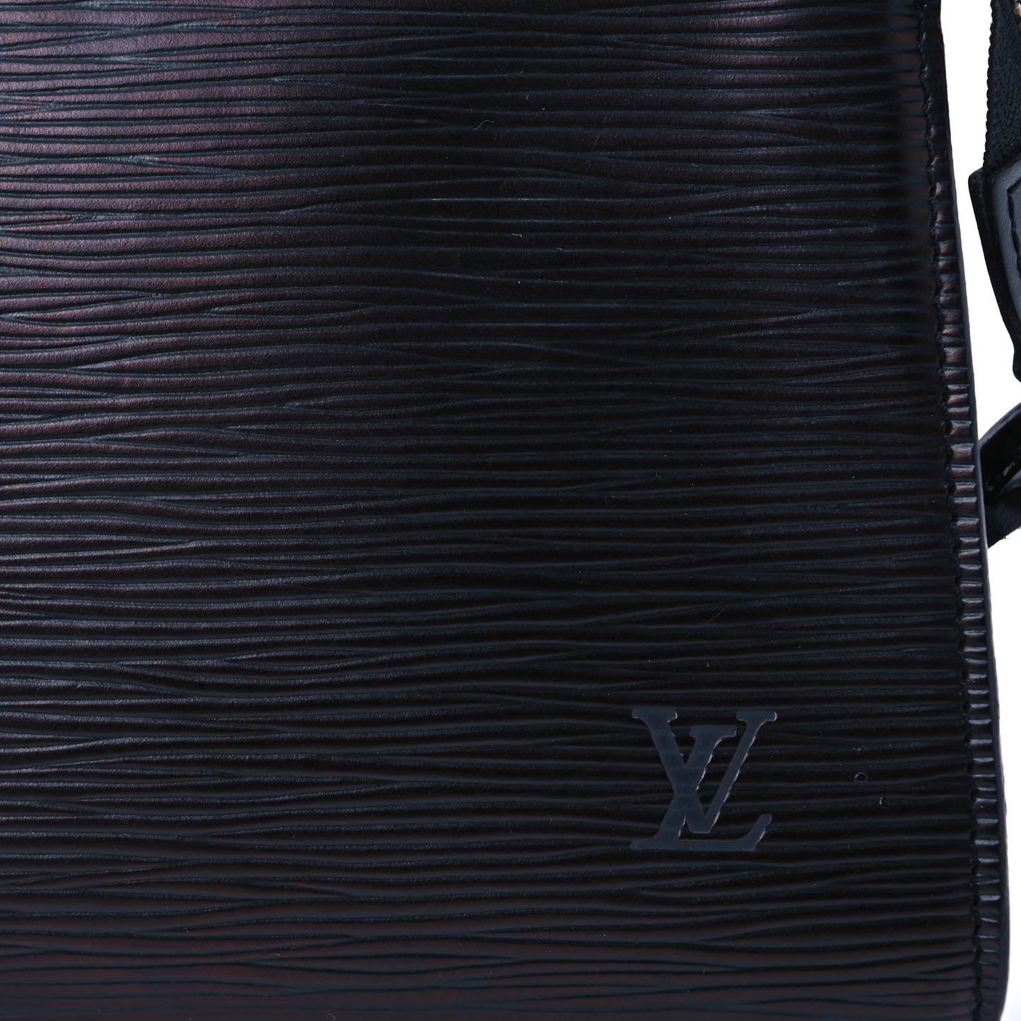 Epi Pochette Accessories 21 Black