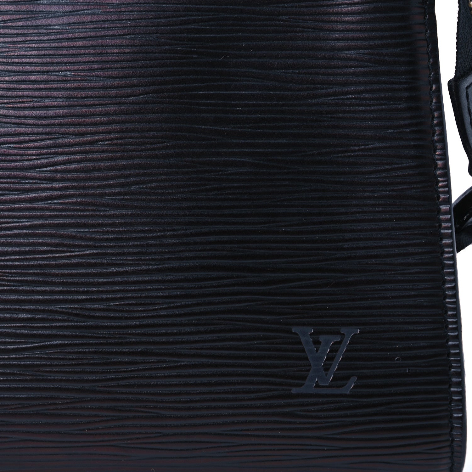 Louis Vuitton Epi Pochette Accessories 21 Black 7 of 12