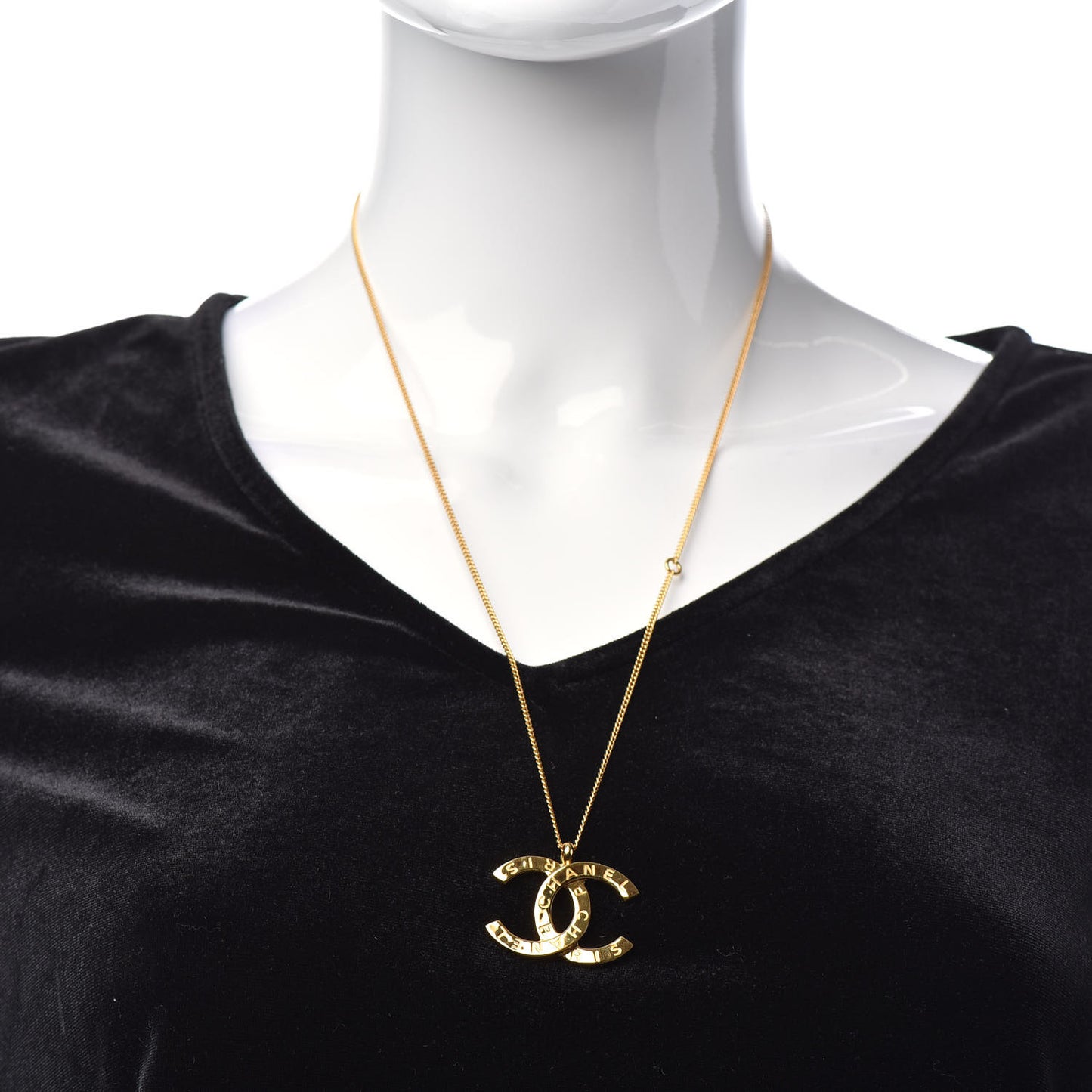 Metal CC Paris Button Necklace Gold
