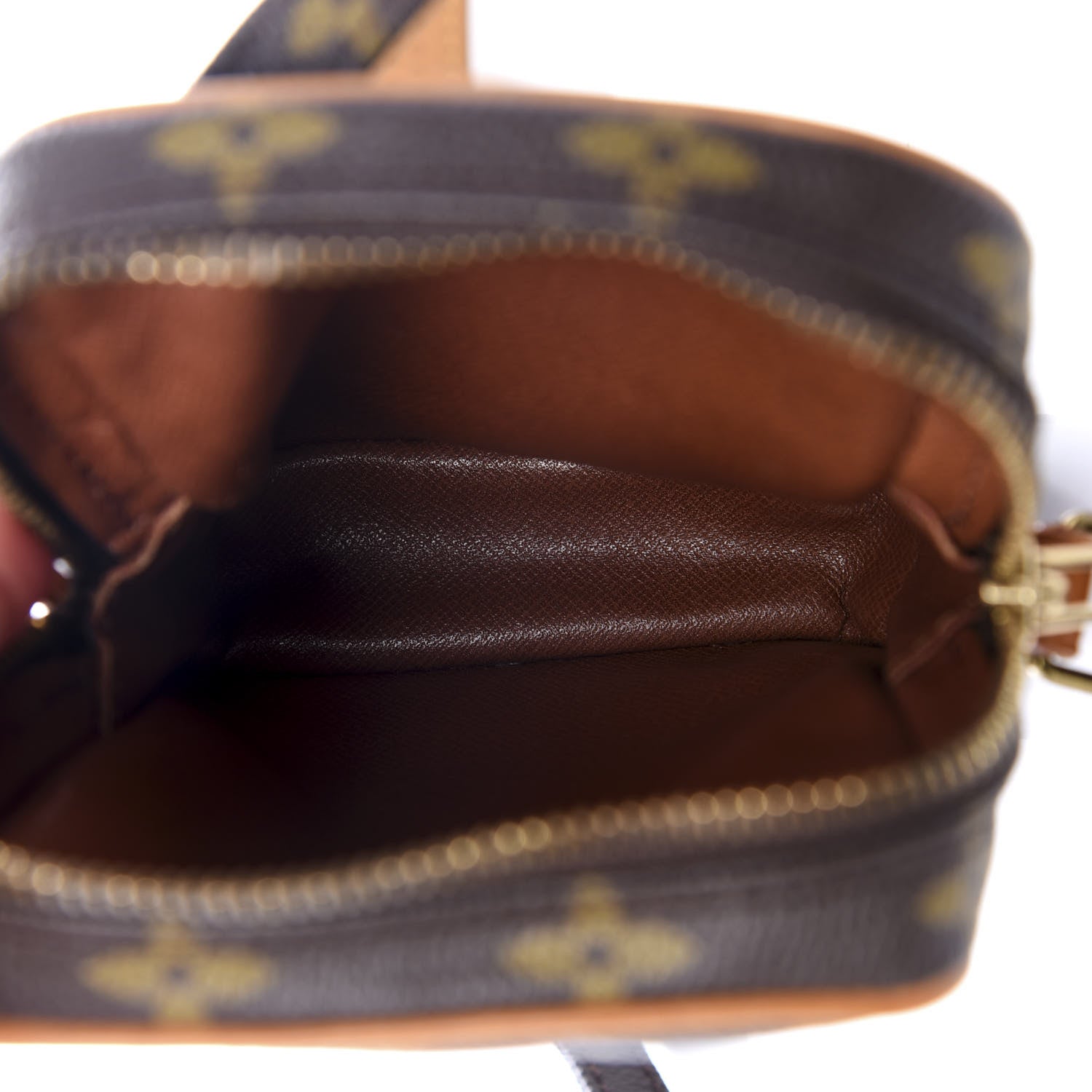 Louis Vuitton Monogram Danube 15 4 of 9