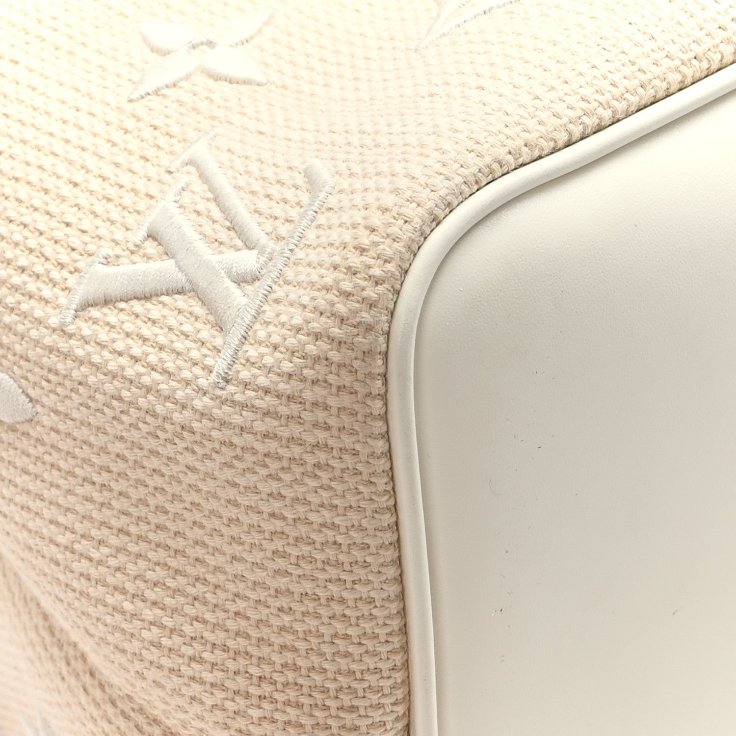 Louis Vuitton Cotton Monogram Embroidered Neonoe MM Beige White 7 of 12