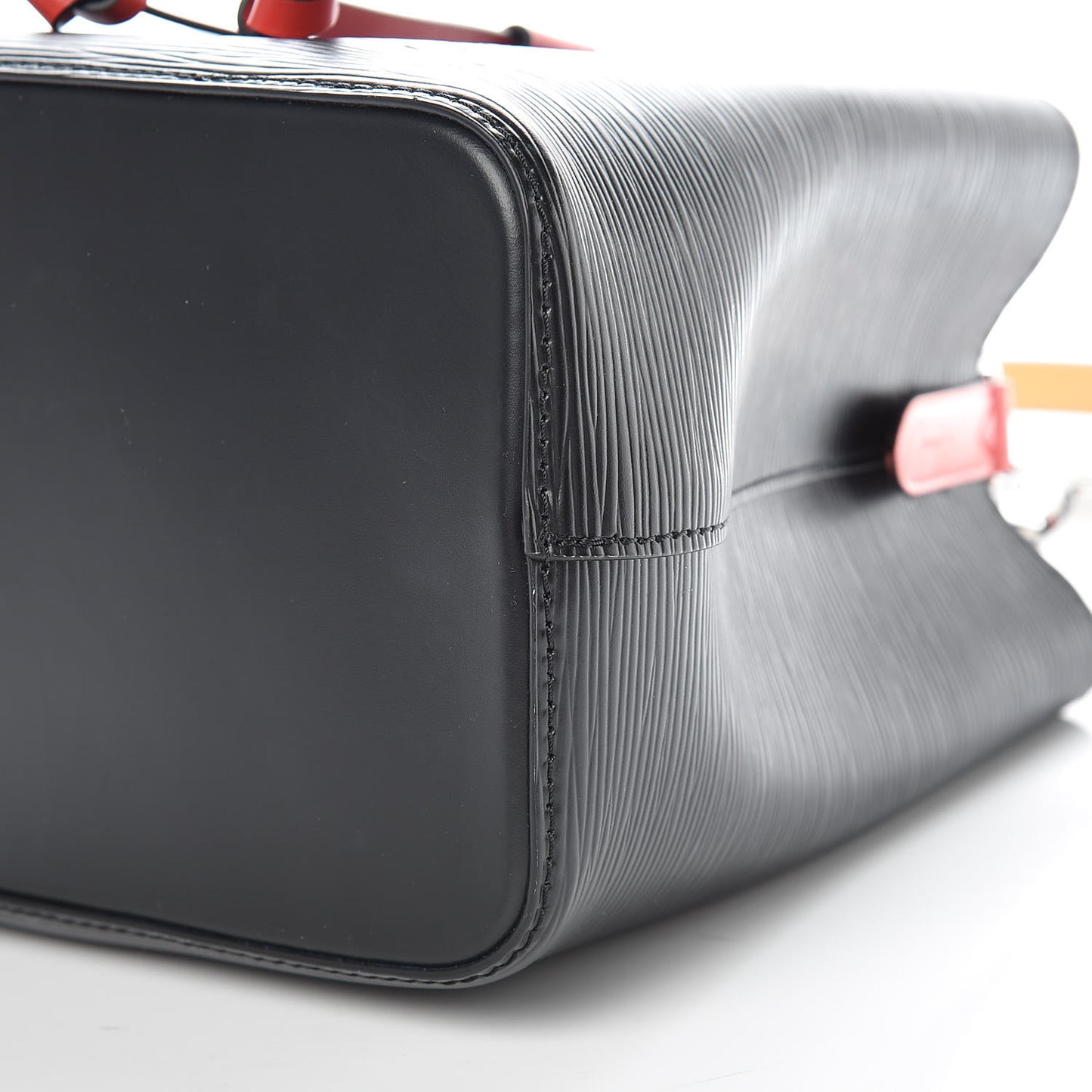 Epi Neonoe BB Black Safran