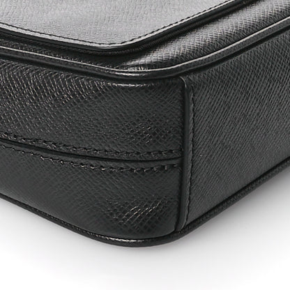 Louis Vuitton Taiga District PM Black 8 of 10