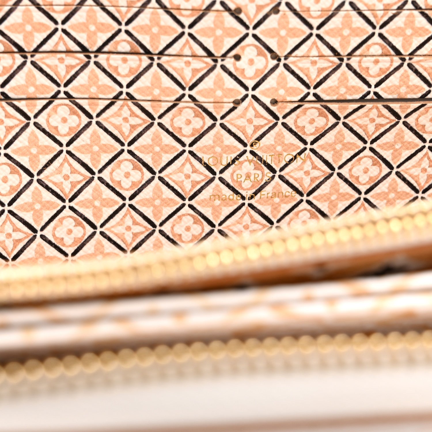 Louis Vuitton Monogram Giant By The Pool Zippy Wallet Resort Beige 6 of 6