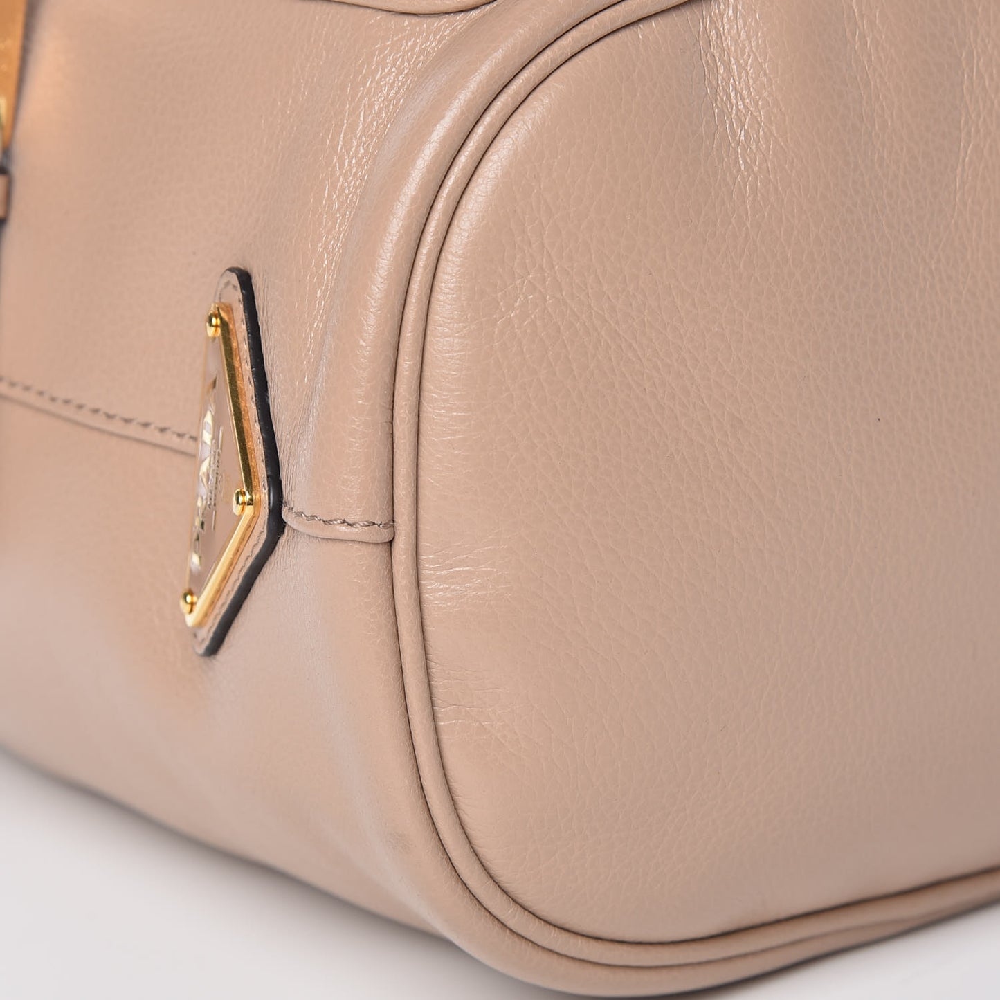 Glace Calfskin Embossed Bucket Bag Cammeo