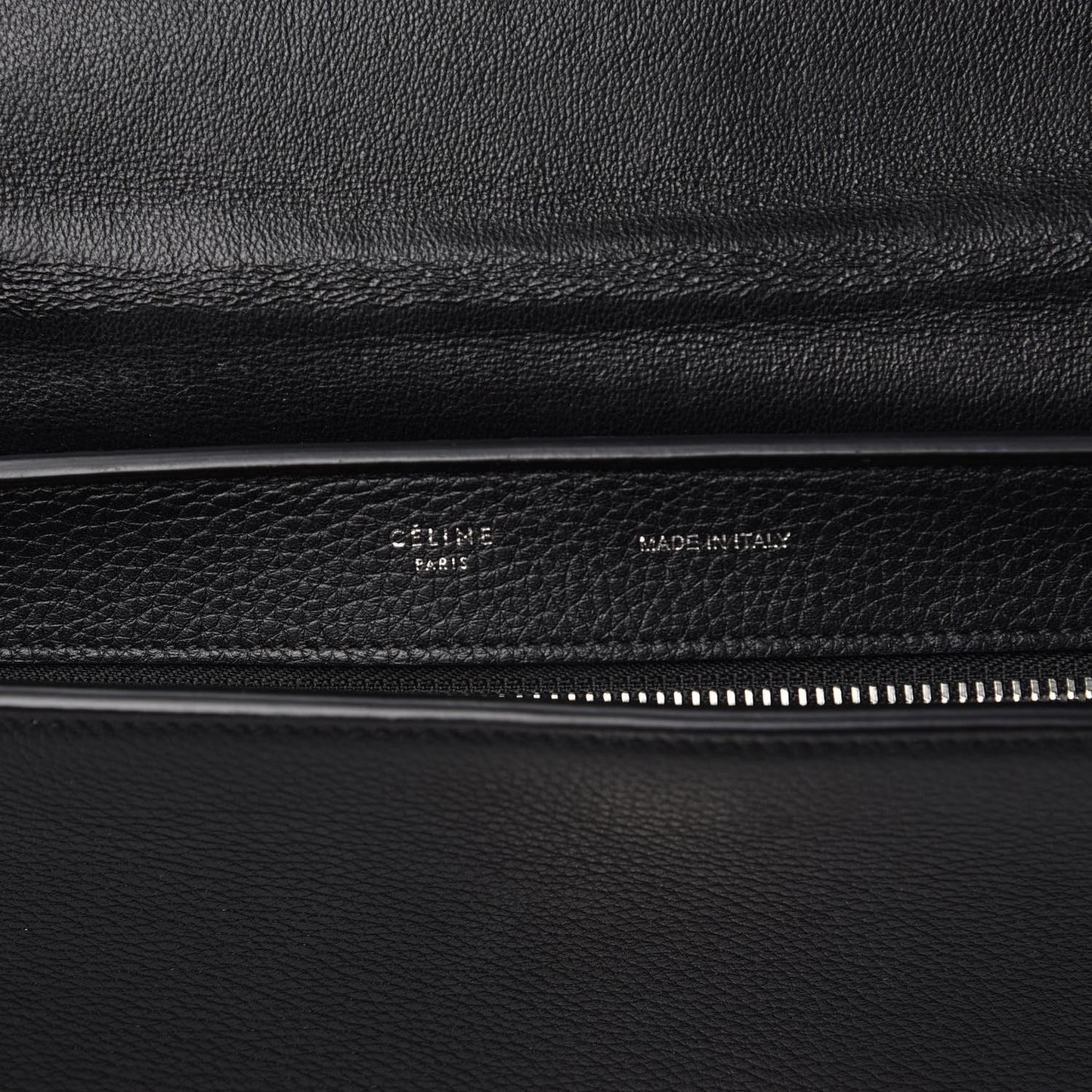 Drummed Calfskin Suede Medium Trapeze Black