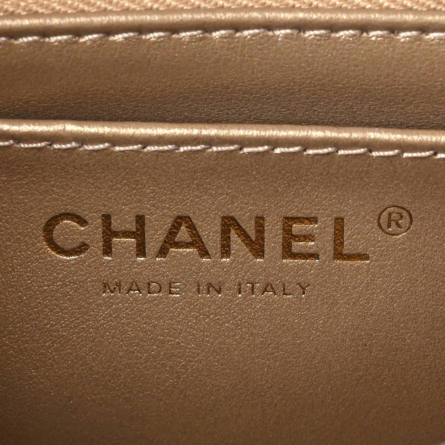 Lambskin Quilted Mini Pearl Crush Flap White