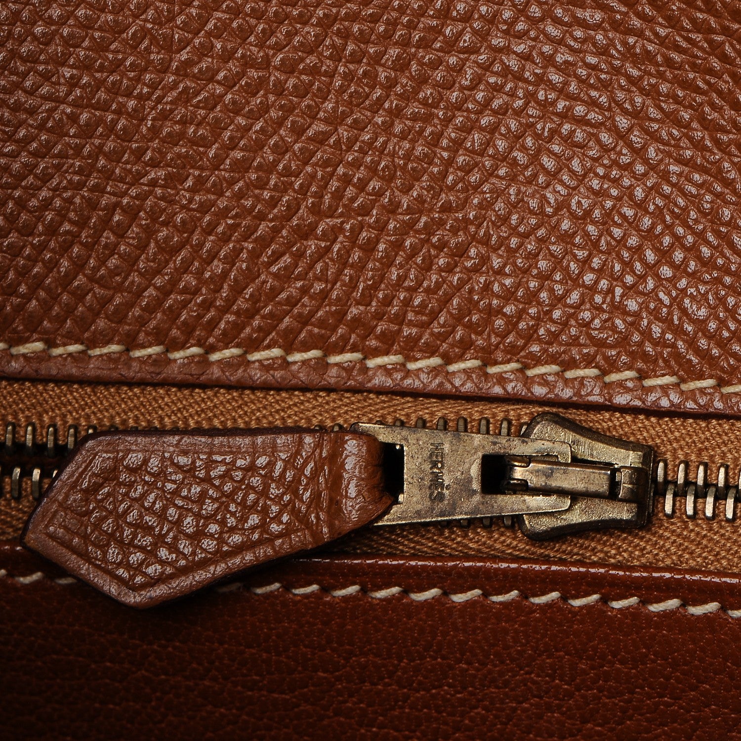 Hermes Courchevel Kelly Sellier 32 Gold 26 of 29