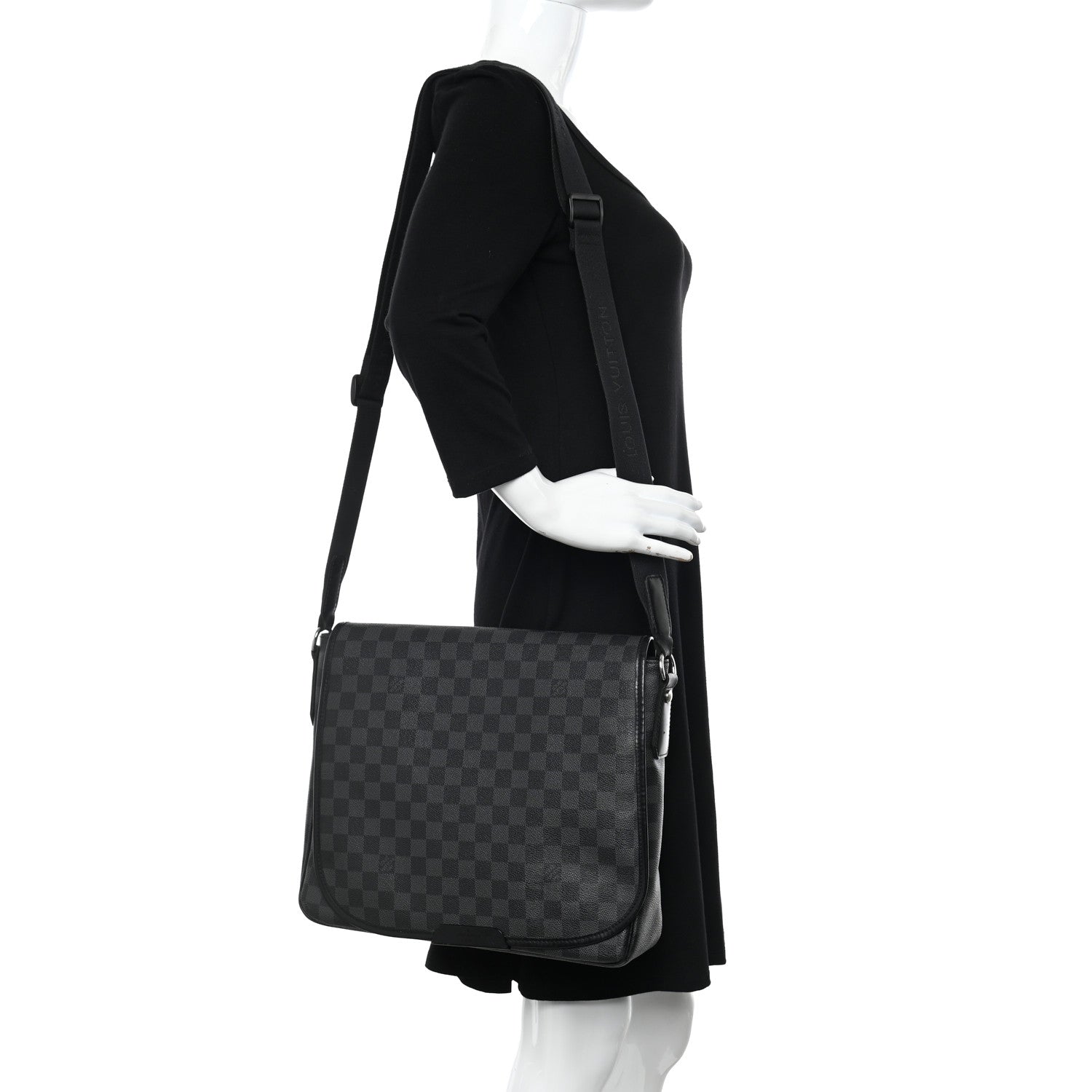 Louis Vuitton Damier Graphite Daniel MM 2 of 15