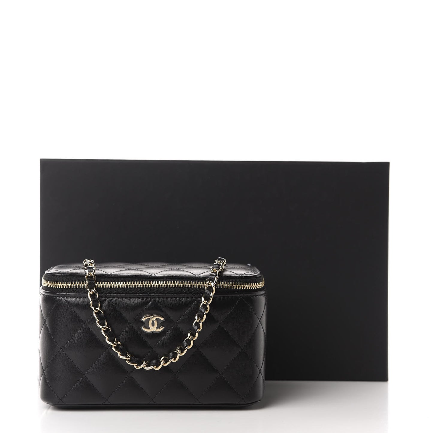 Lambskin Quilted Small Vanity Case With Chain Black