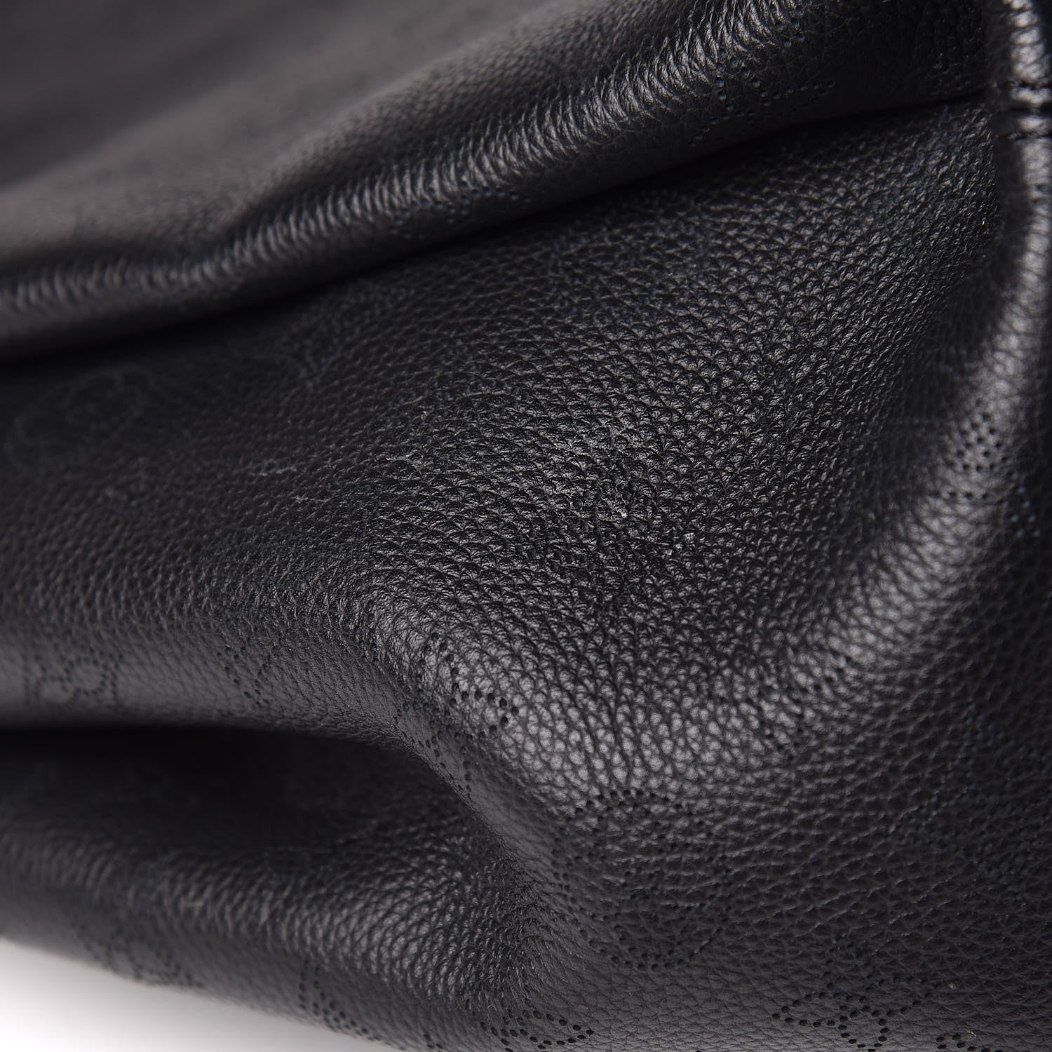 Louis Vuitton Mahina Babylone PM Black 18 of 23