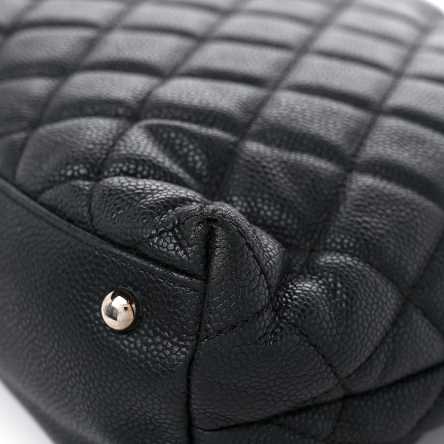 Caviar Quilted Easy Zip Tote Black