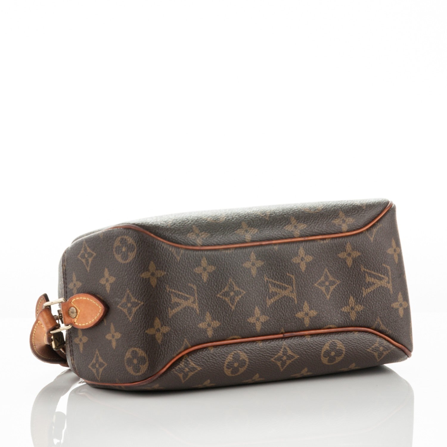 Louis Vuitton Monogram Blois 4 of 8