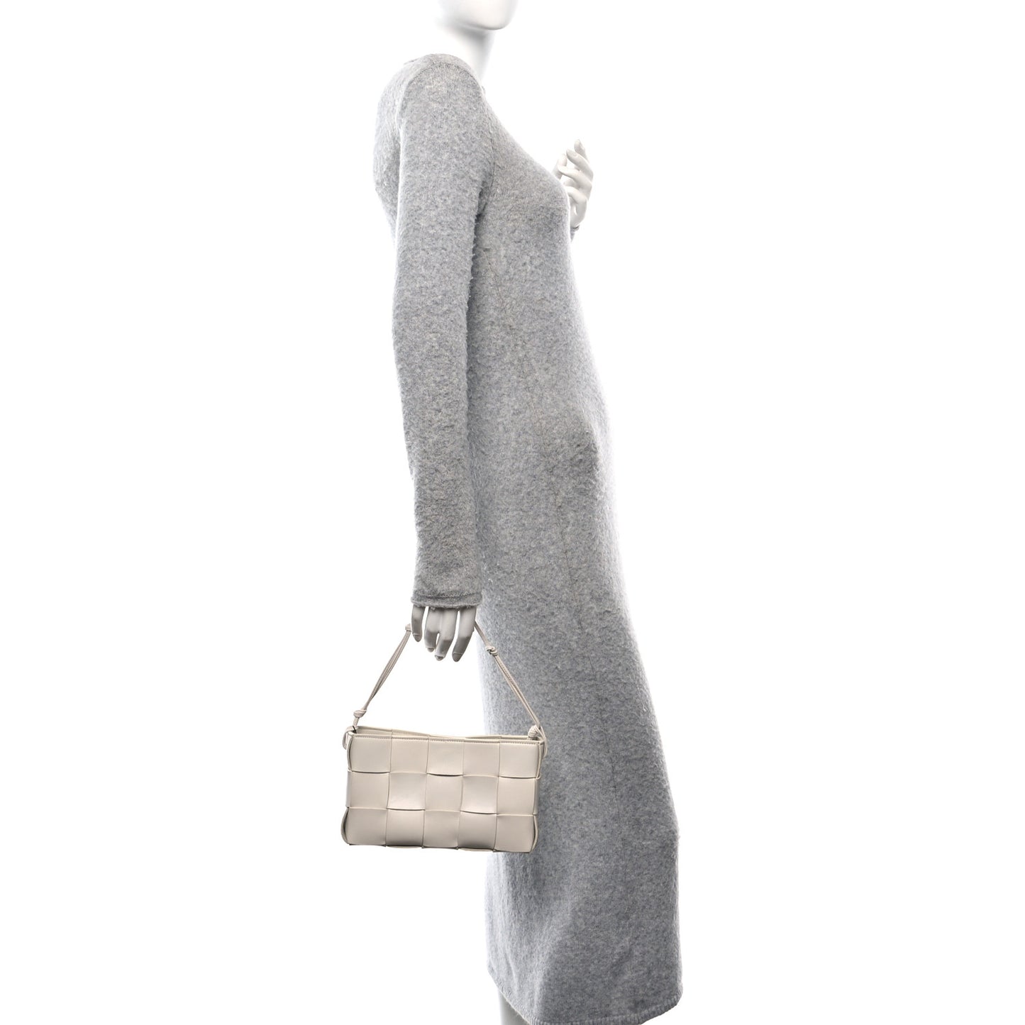 Calfskin Maxi Intrecciato Cassette Pouch On Strap Chalk
