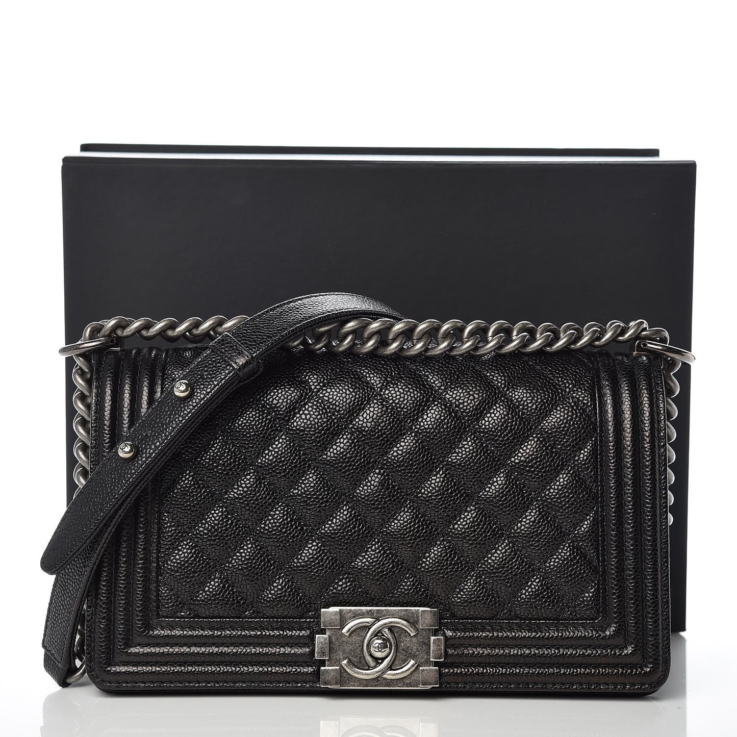 Caviar Quilted Medium Boy Flap Black