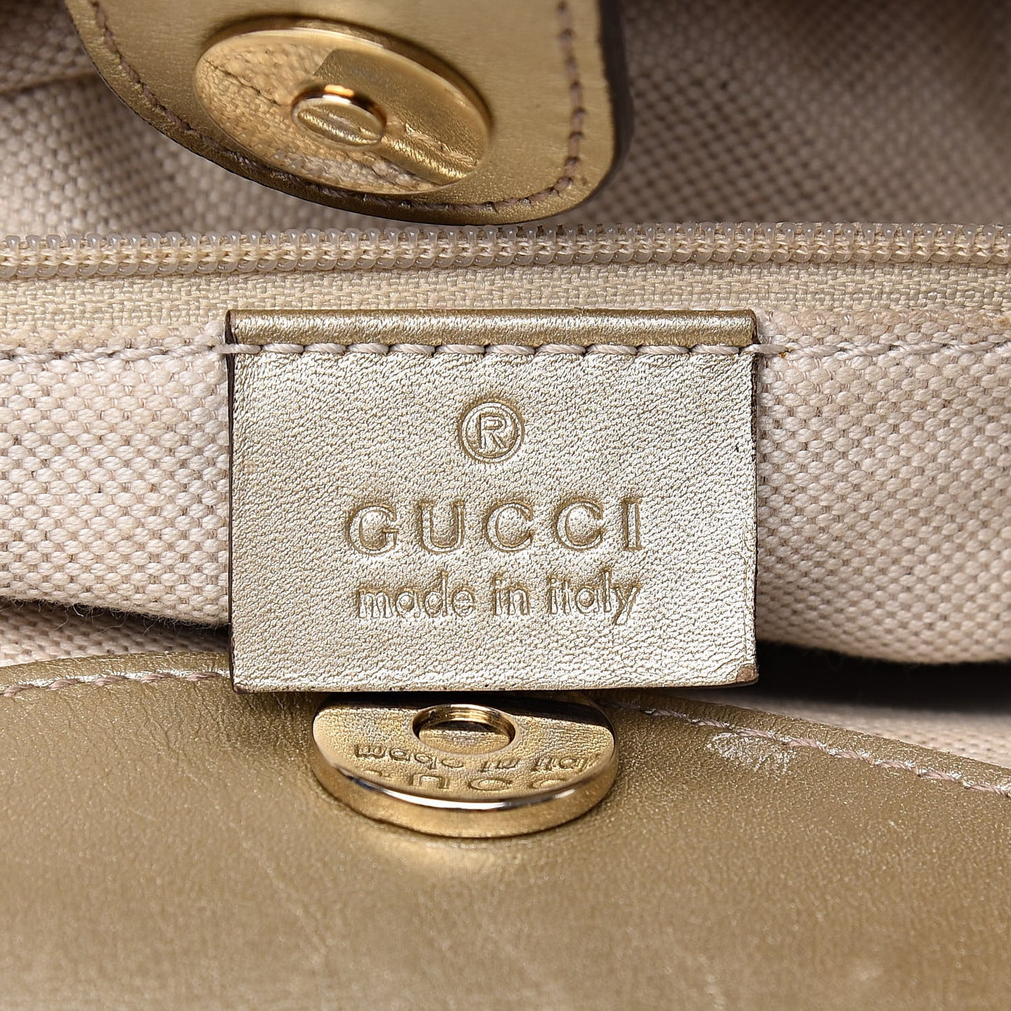 Guccissima Medium Sukey Tote Champagne